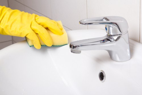 Cleaning equipment and tools arranged for textile cleaning work