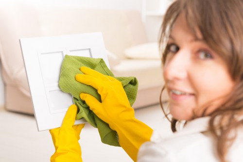 Different curtain cleaning methods used in Wallington homes